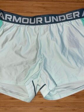 Under Armour Womens Short